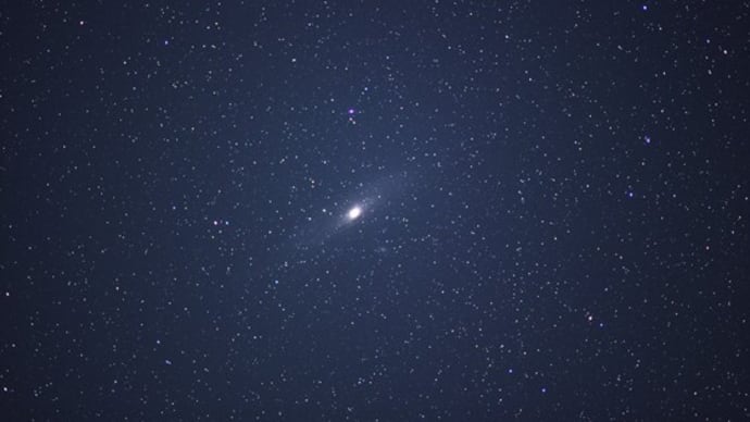アンドロメダ銀河 一眼レフ・レンズで撮る星空