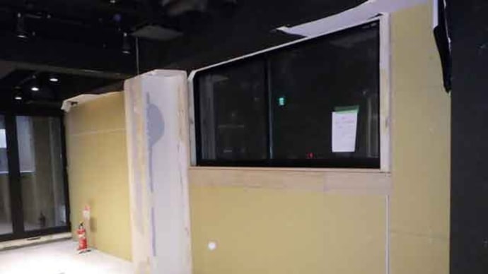 脱毛サロンの解体 原状回復工事 ビフォーアフター 17 窓枠塗装