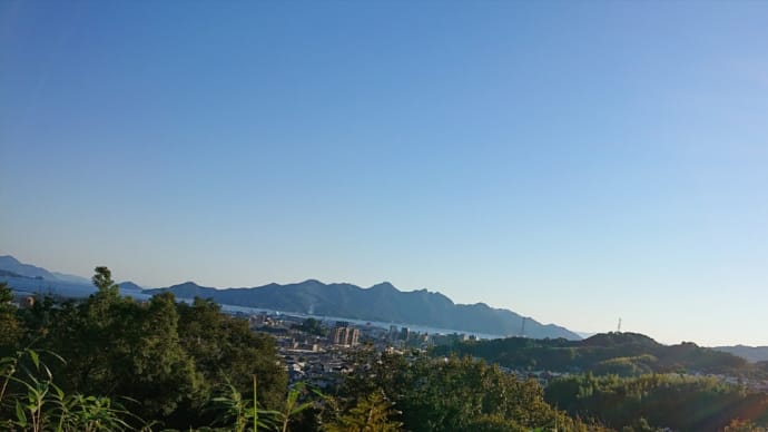 真っ青な空