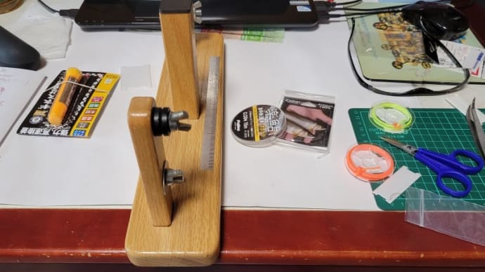泥縄で鮎の仕掛け作り・・・