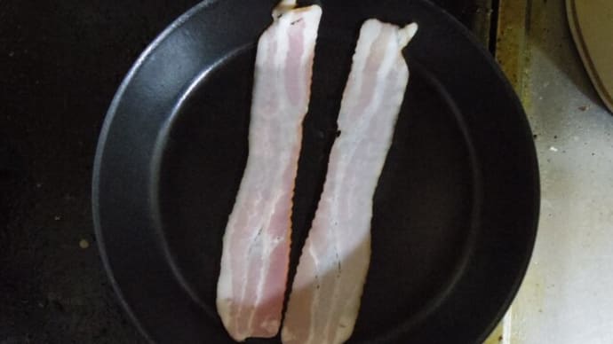 カリカリベーコン