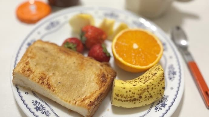 アンチョビガーリックトースト・ざるらーめん・納豆ごはん~食事記録