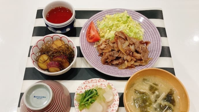 玉ねぎ入り豚焼肉で夜ごはんと、嬉しい金曜日 ♪