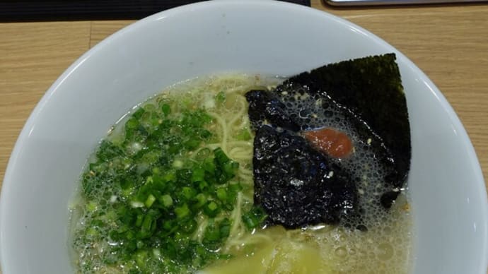 【ラーメン登場!】塩らーめん@餃子の山岡家