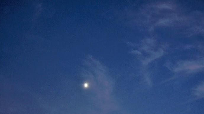 台風一過の青い空