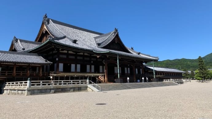 今日から南礼拝場に入れるようになったそうです。嬉しいです。。。色々な事が見えますね。。