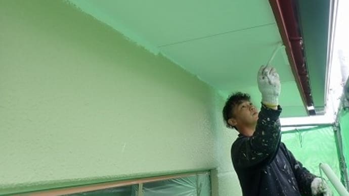 s様邸外壁等塗装工事(いわき市小名浜) ~軒天・外壁下塗り工事~