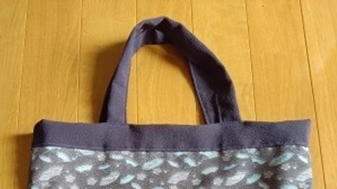 朝の隙間時間 母の着物でエコバック