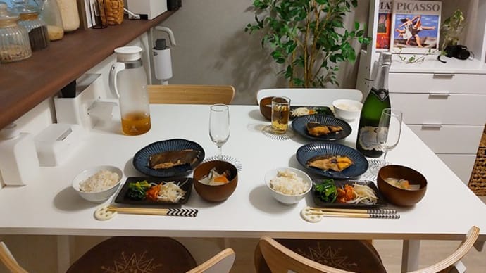 3月1日 かれいの煮つけ定食飲酒&カオスなご飯。