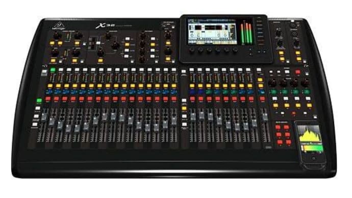 Behringer X Air XR-18