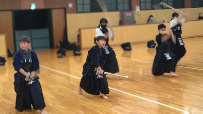 千日の稽古を鍛とし