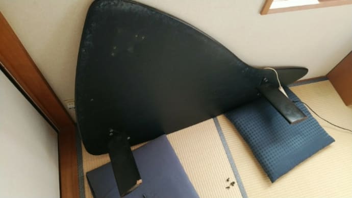 ローテーブルを解体