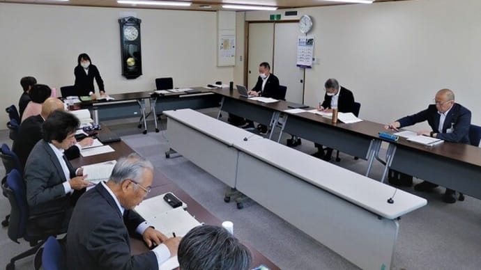 議会社会文教常任委員会&山清路の風景