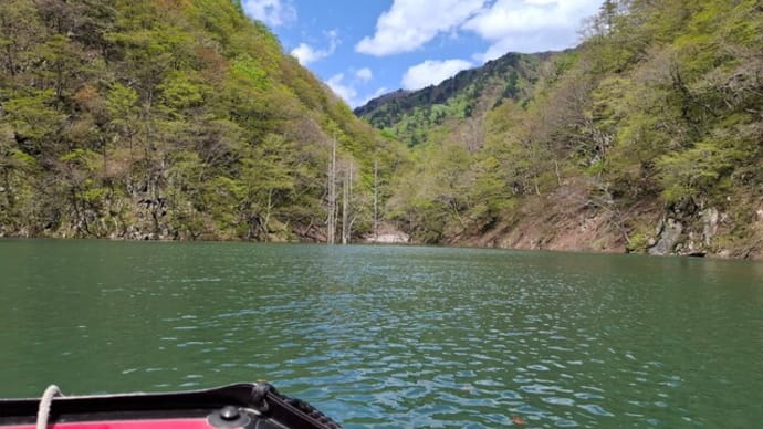 絶景・三淵渓谷通り抜け参拝