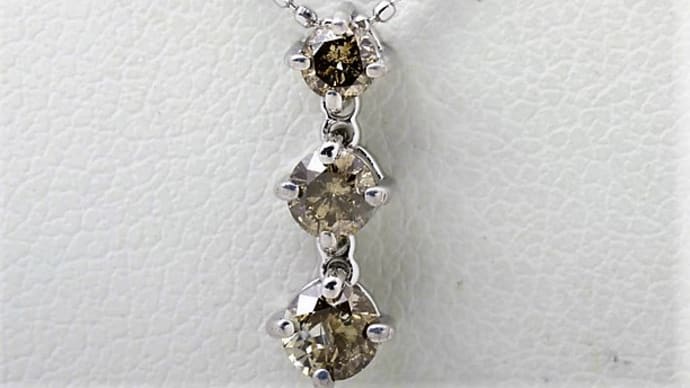 K18WG ブラウンダイヤ0.4ct ネックレス 1.65g