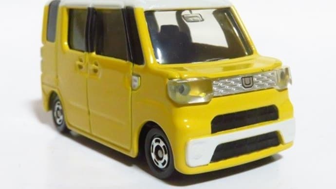 絶版トミカ ダイハツ ウェイク