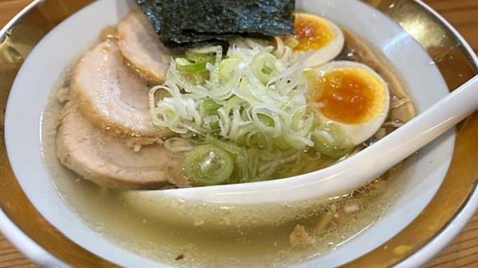 ミシュランも認める「麺屋 神」の全部のせ塩らーめん！