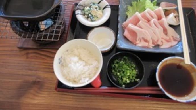 再訪「レストラン&カフェkokage(こかげ)」で、豚しゃぶ定食、酢豚、トマトチーズスープスパゲティ、自家製フォカッチャ