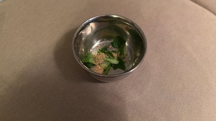 換羽応援サラダ