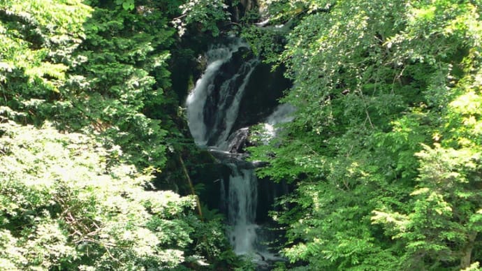 【須砂渡渓谷】 夏の"大水沢の滝"は良く見えない