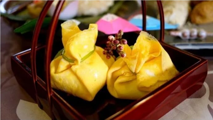 土間料理です 桜もち 茶巾寿司