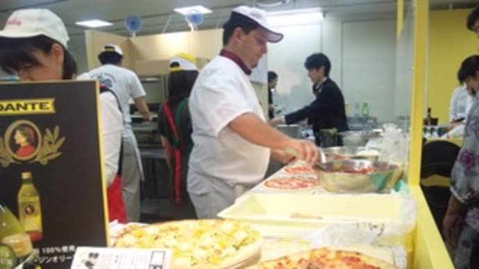 イタリアからやって来ました