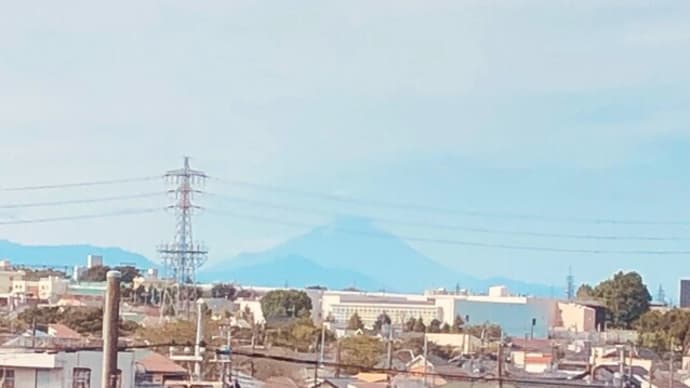 高台の富士山・・🗻✨
