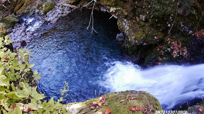 御嶽山の滝 (王滝村)