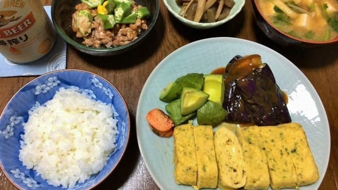 気がつけばブログ画面がパンだらけ!→ご飯も食べてるよ~→「お家ご飯」まとめてUP(^^)