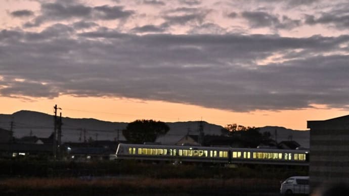 JR大和路線が走る