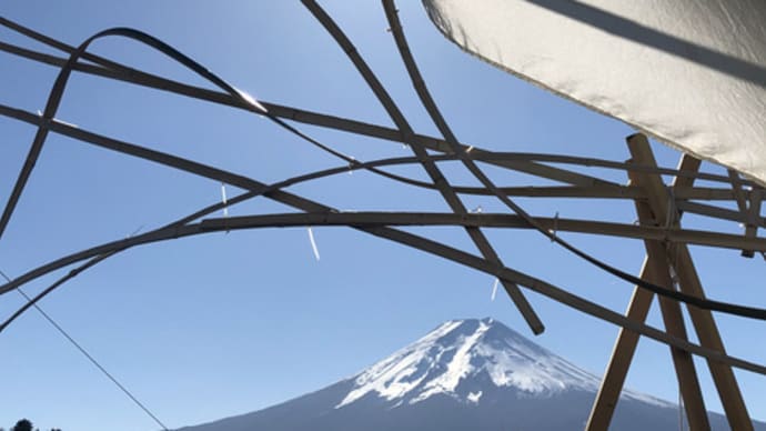 富士山の麓で布の芸術祭