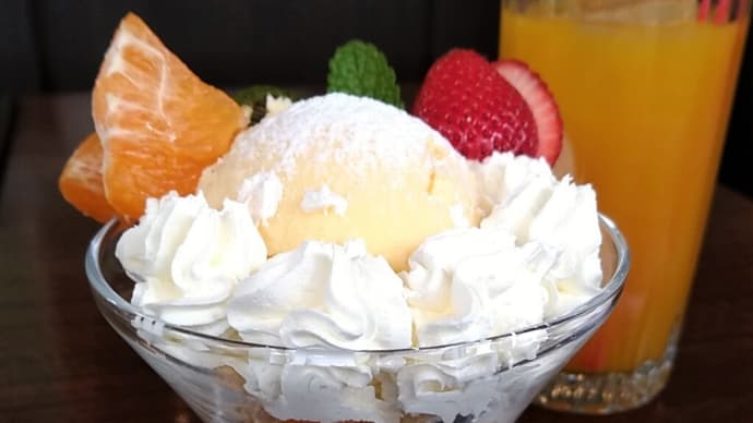 【スイーツ】フルーツキッチンほのかのミニパフェ