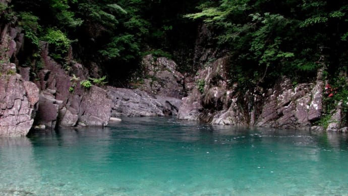 岐阜県の滝 地獄淵の滝
