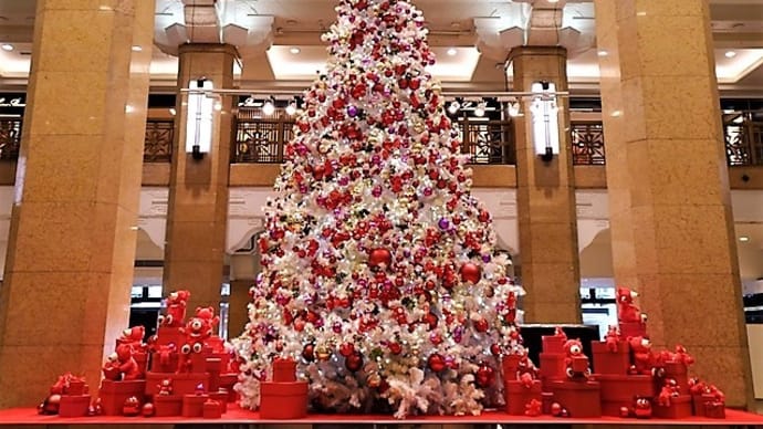 「日本橋高島屋のクリスマスツリー」