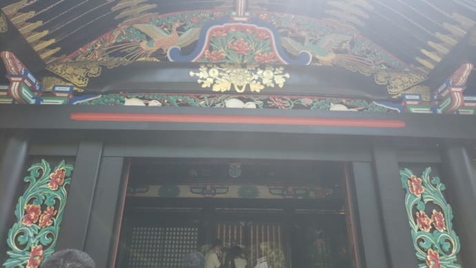 竹生島:秀吉の唐門と都久夫須麻神社