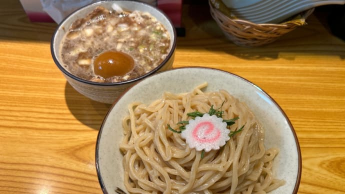 【巣鴨新田】 麺吉「特製つけ麺 大盛(1090円)」