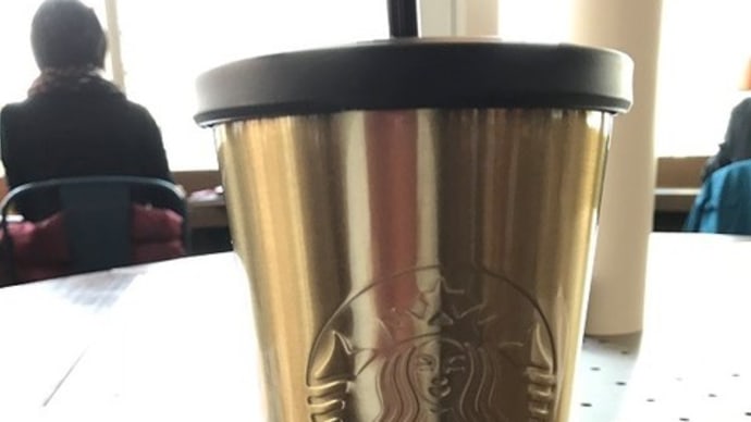 本のにおいとコーヒーの香りがたまらない!