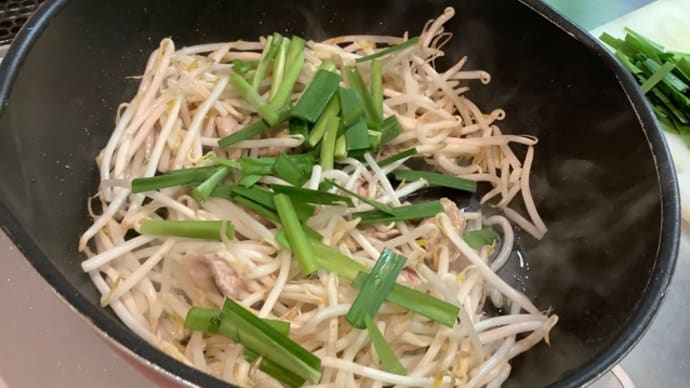 もやし炒め&カボチャのチーズ焼き♪( ´▽`)