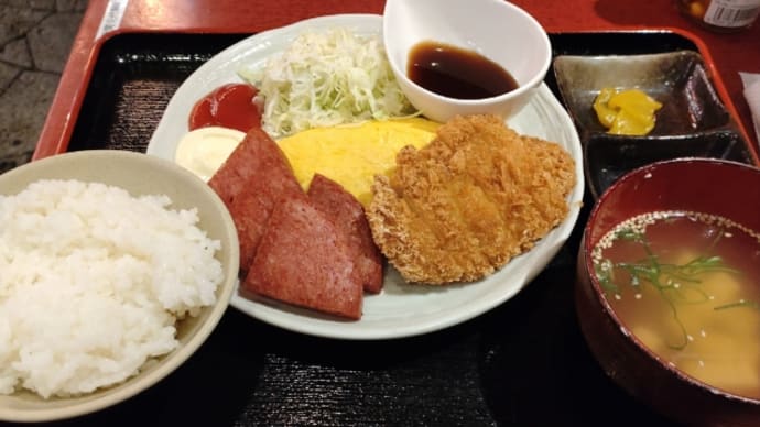 今日のお昼は何を食べようかで始まる一日