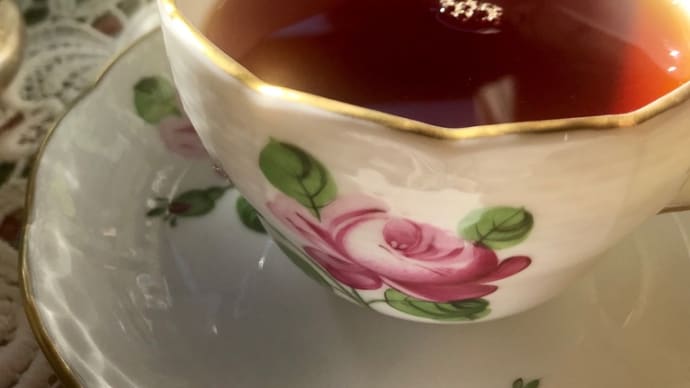 紅茶とそれを取り巻く幸せな風景のブログです♬