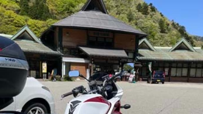 せせらぎ街道・新緑ツーリング