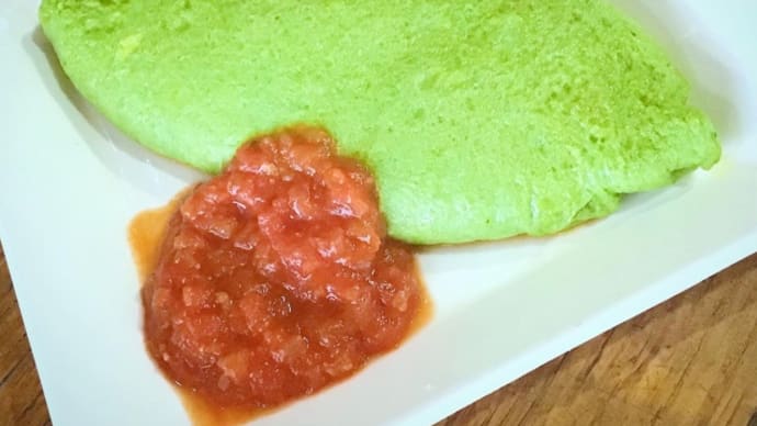 12月22日の日替り定食(650)は、ほうれん草のグリーンチーズオムレツです。