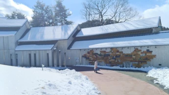 高遠美術館へ