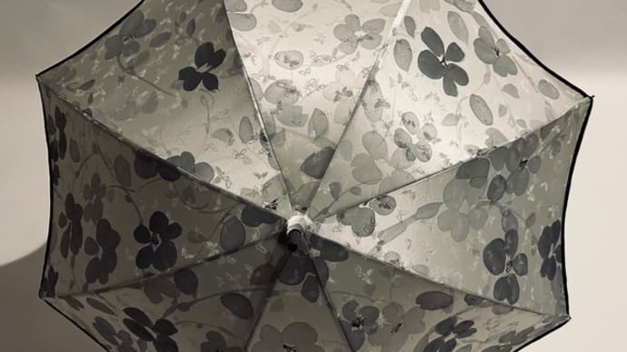 「繻子織の着物で作る日傘」