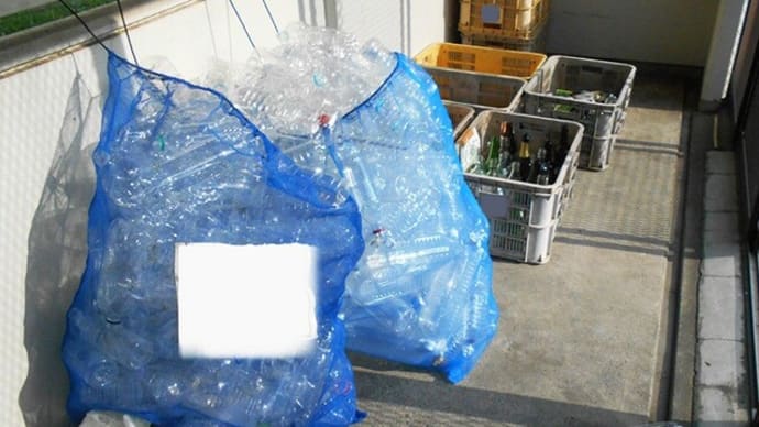 空き缶等資源回収の朝