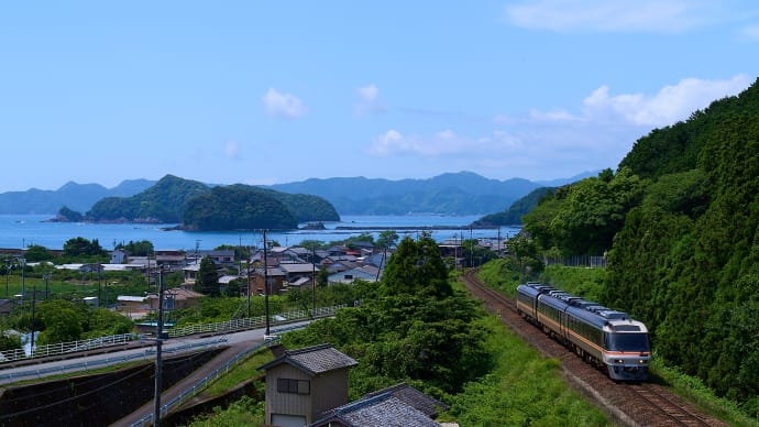 特急南紀4号・古里の海