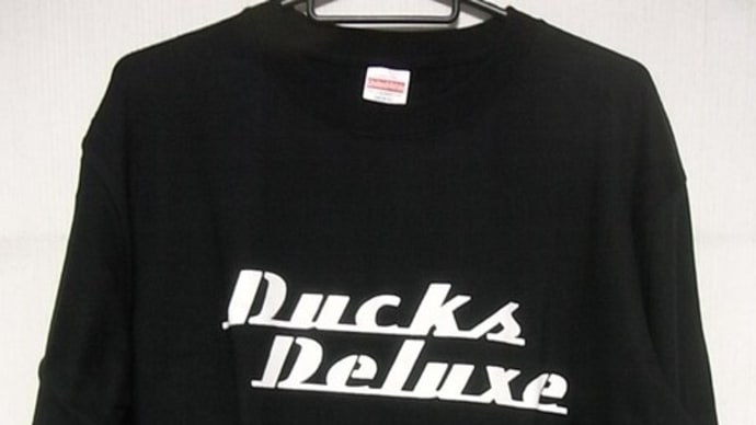 ROCK Tシャツ:DUCKS DELUXE