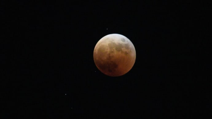 遅くなりましたが11/8の赤い月です-木更津市