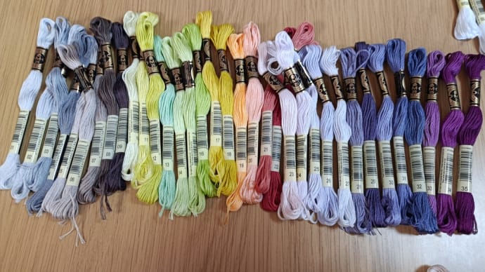 大人買いをしましたー。刺繍糸