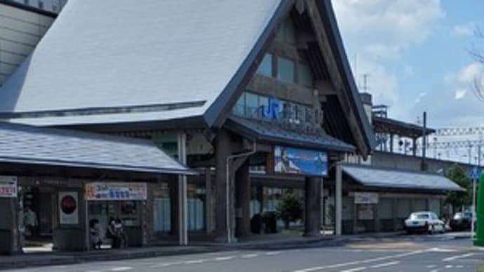 日本海を眺める列車の旅、出雲へ